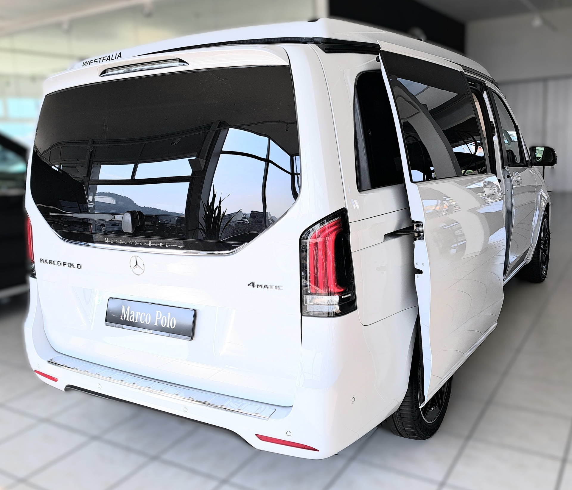 MERCEDES-BENZ Marco Polo 300 d 4MATIC Standard 3200mm L-image-4
