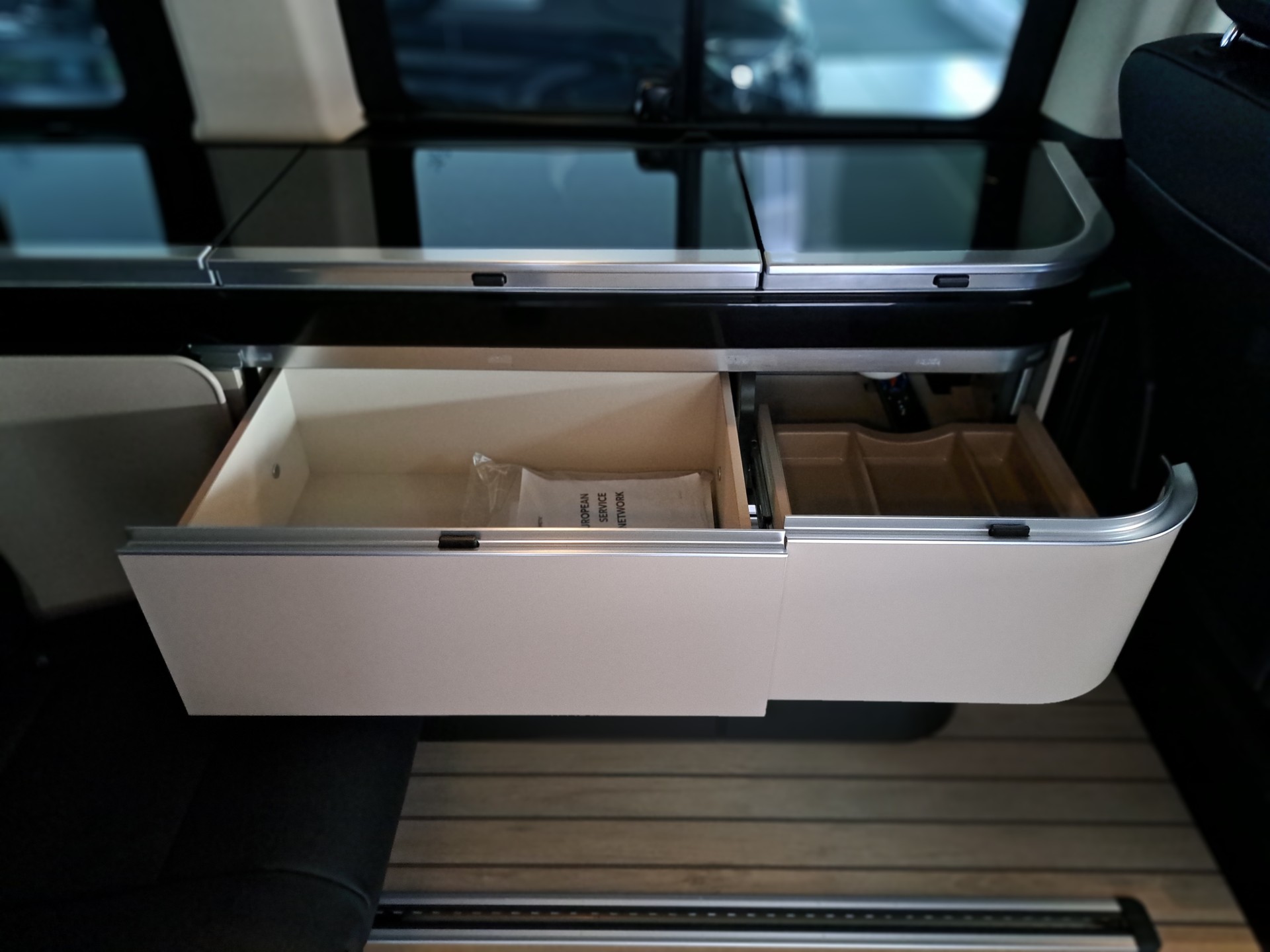 MERCEDES-BENZ Marco Polo 300 d 4MATIC Standard 3200mm L-image-13