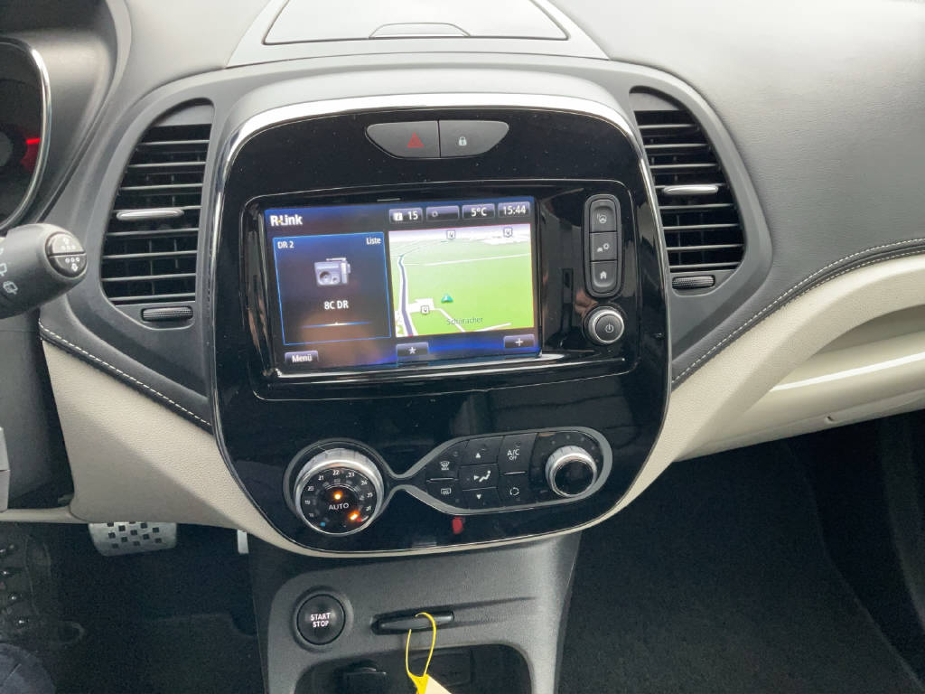 RENAULT Captur 1.2 TCe Initiale EDC S/S-image-11