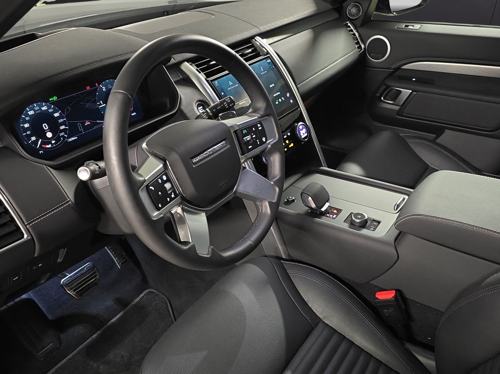 LAND ROVER Discovery 3.0D I6 350 Dynamic SE AWD Automatic-image-9