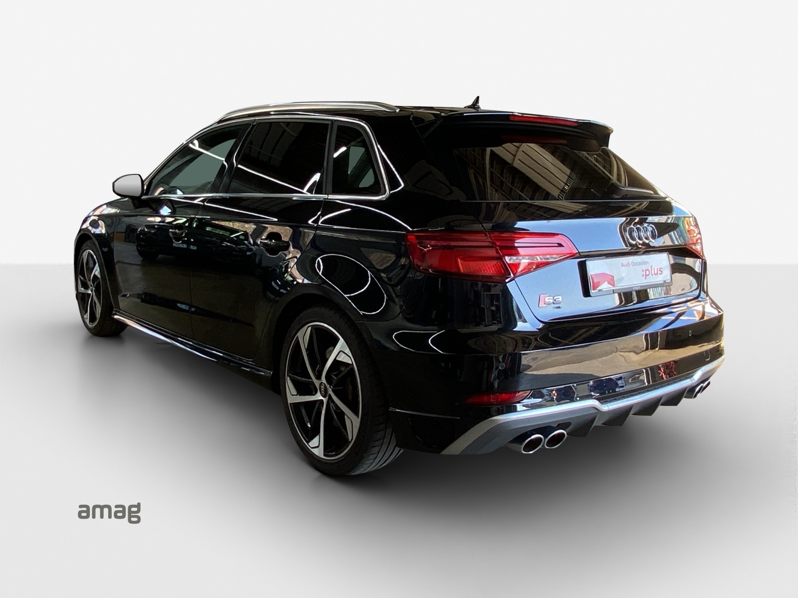 AUDI S3 Sportback 2.0 TFSI quattro S-tronic-image-2