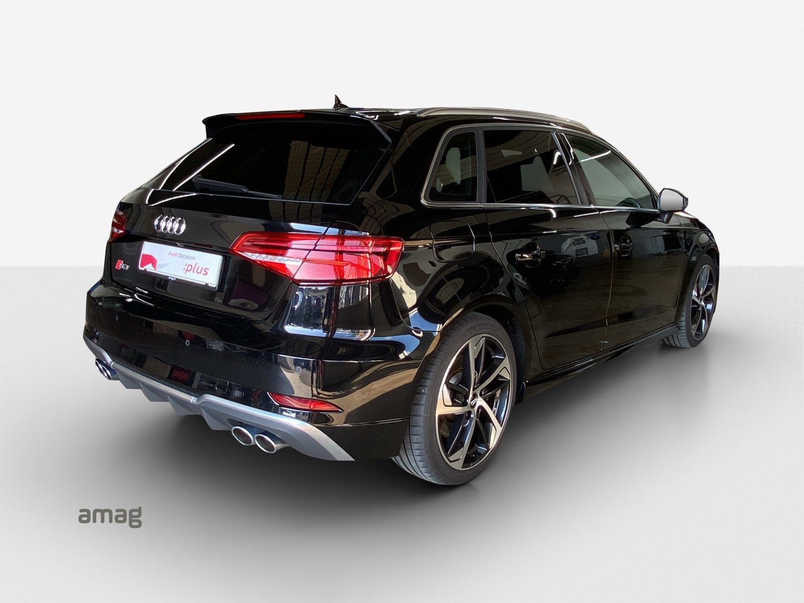 AUDI S3 Sportback 2.0 TFSI quattro S-tronic-image-4