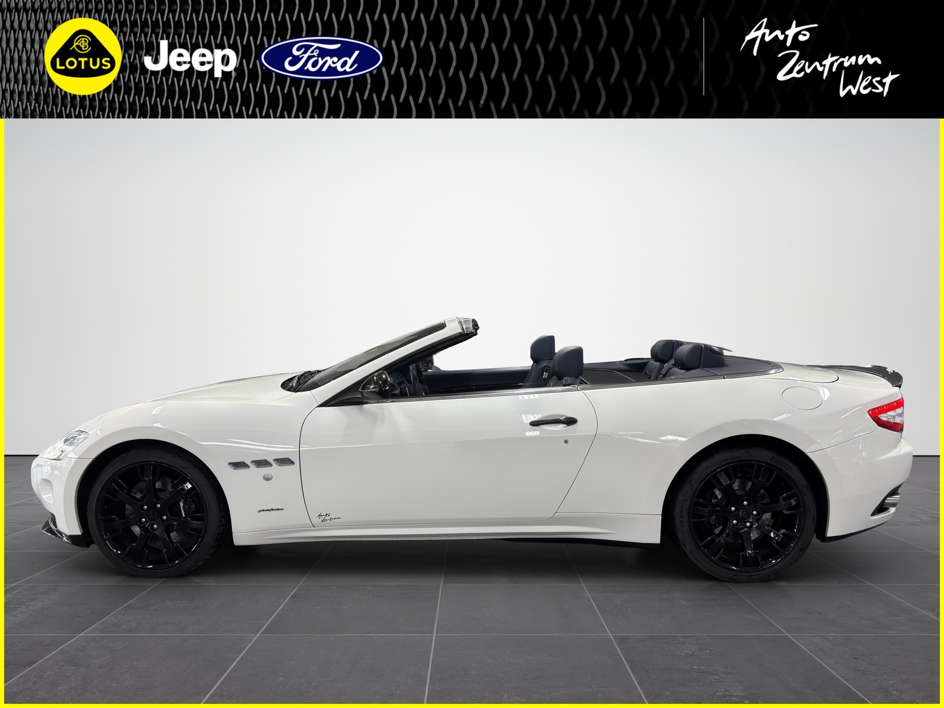 MASERATI GranCabrio Automatica-image-1