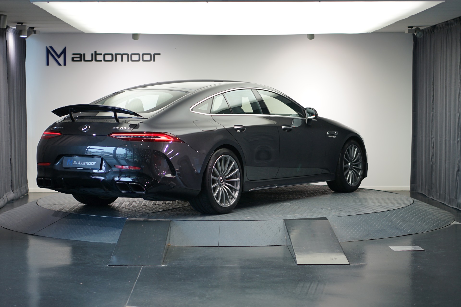 MERCEDES-BENZ AMG GT 4 63 S 4Matic+ Speedshift MCT *AHK* *Burmester* *Keramik Bremsanlage*-image-8