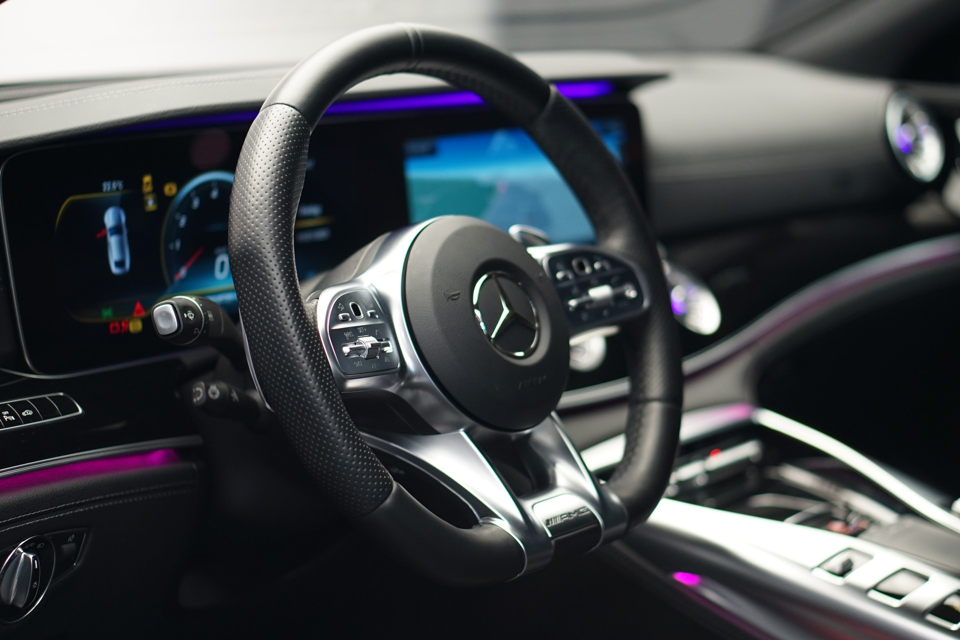 MERCEDES-BENZ AMG GT 4 63 S 4Matic+ Speedshift MCT *AHK* *Burmester* *Keramik Bremsanlage*-image-39