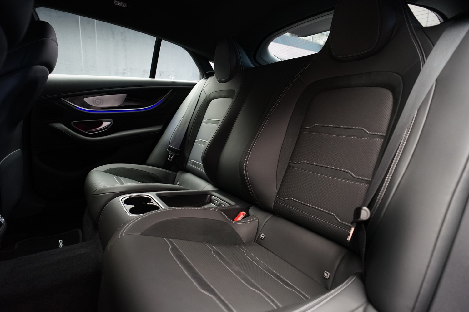 MERCEDES-BENZ AMG GT 4 63 S 4Matic+ Speedshift MCT *AHK* *Burmester* *Keramik Bremsanlage*-image-19