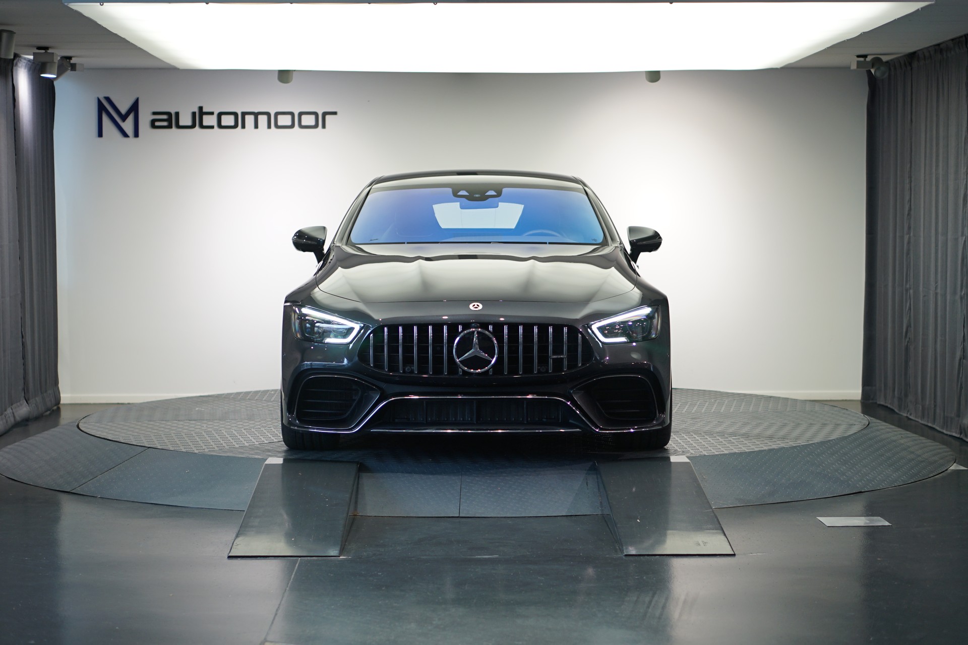 MERCEDES-BENZ AMG GT 4 63 S 4Matic+ Speedshift MCT *AHK* *Burmester* *Keramik Bremsanlage*-image-1