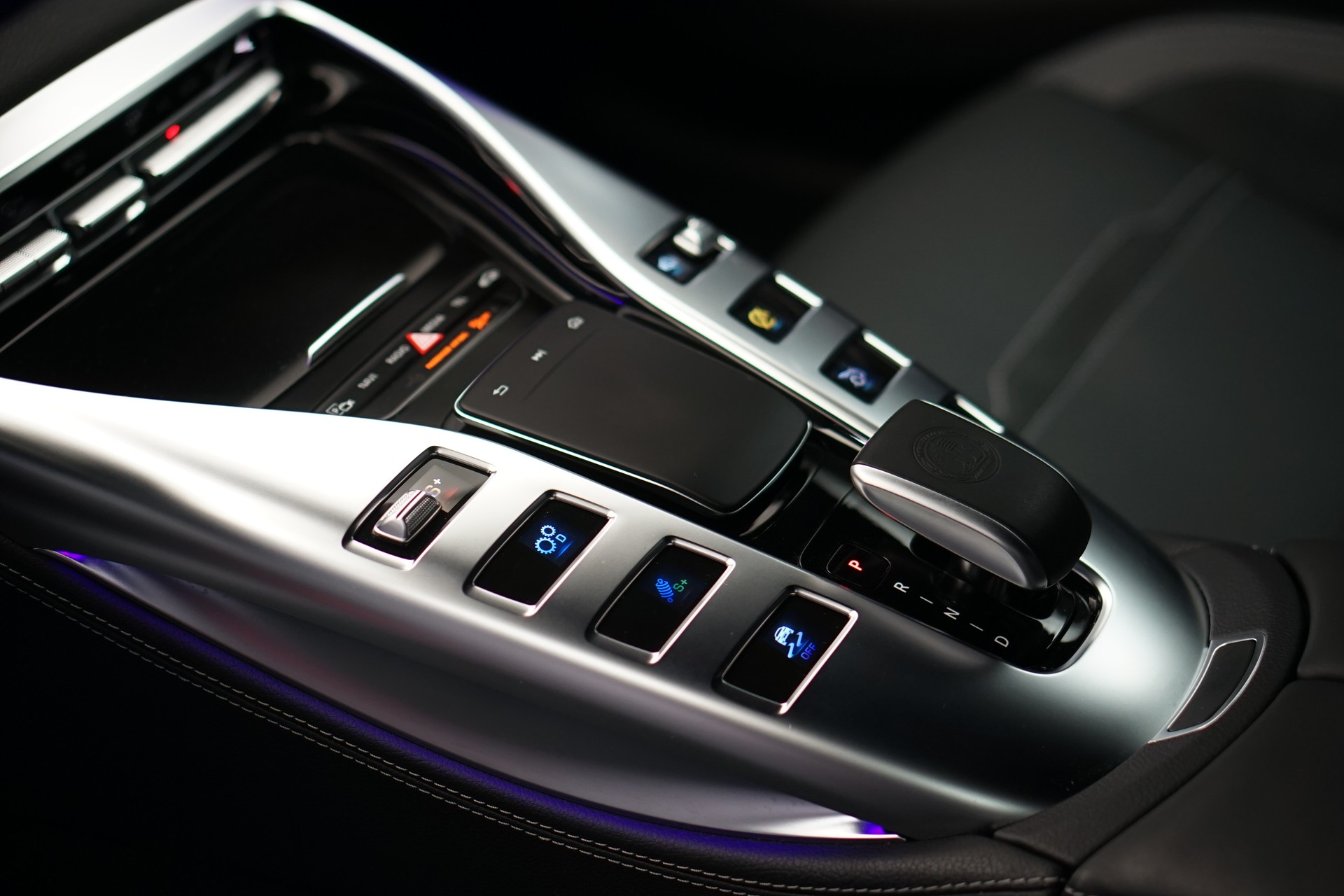 MERCEDES-BENZ AMG GT 4 63 S 4Matic+ Speedshift MCT *AHK* *Burmester* *Keramik Bremsanlage*-image-29