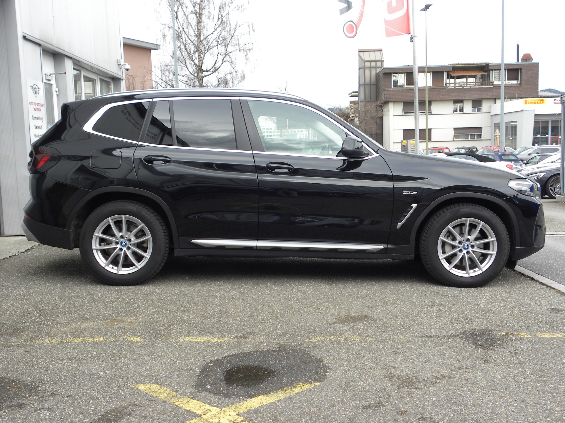 BMW X3 xDrive 30e-image-2