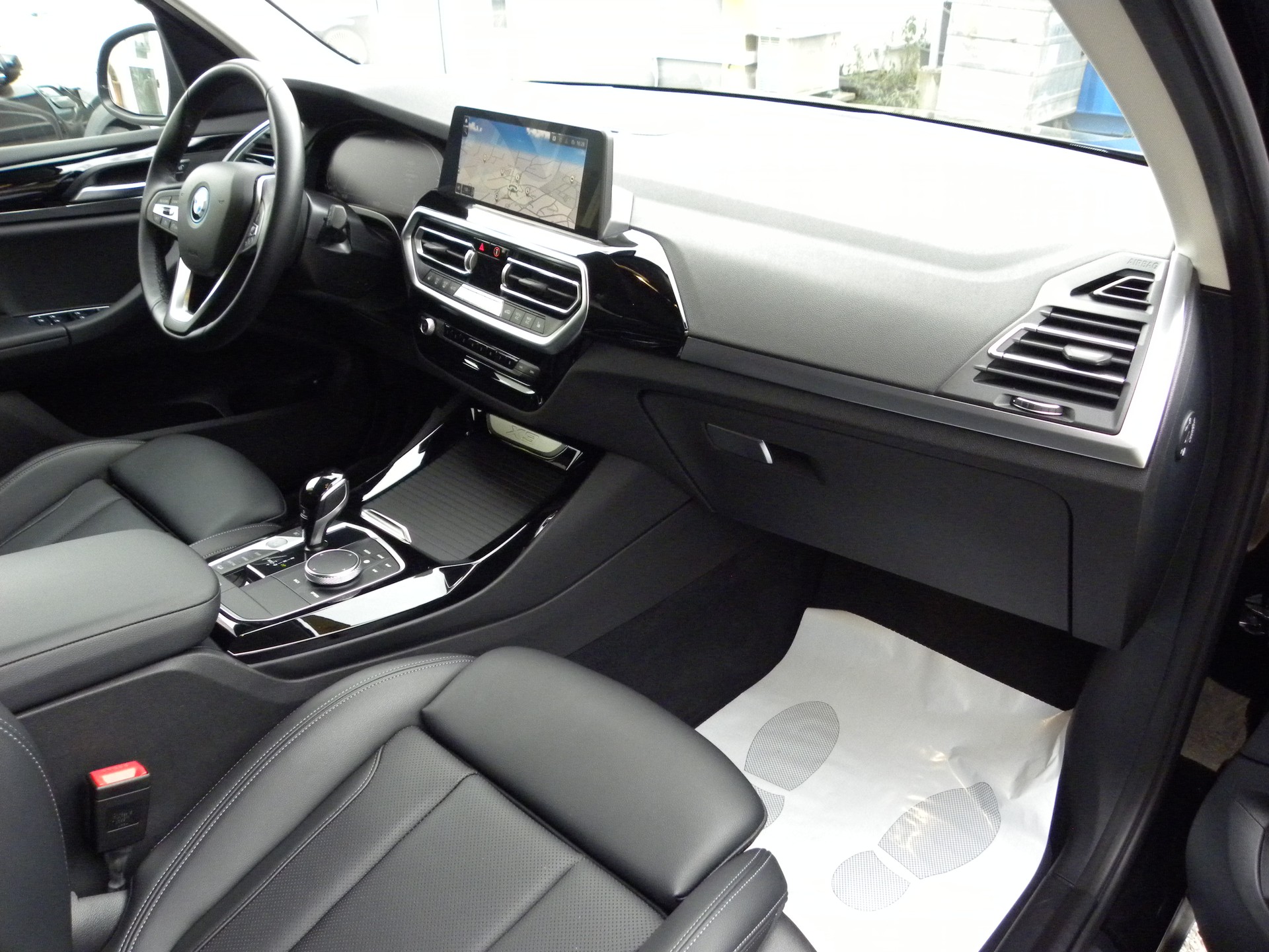 BMW X3 xDrive 30e-image-5