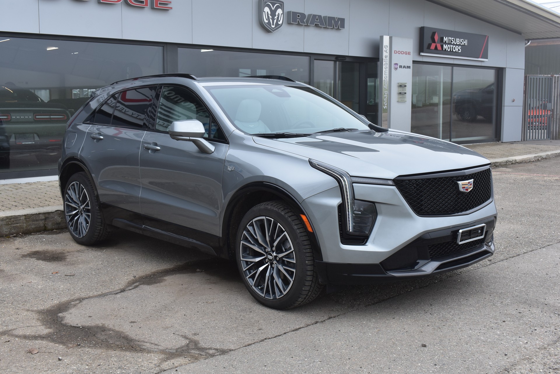CADILLAC XT4 Sport AWD-image-1