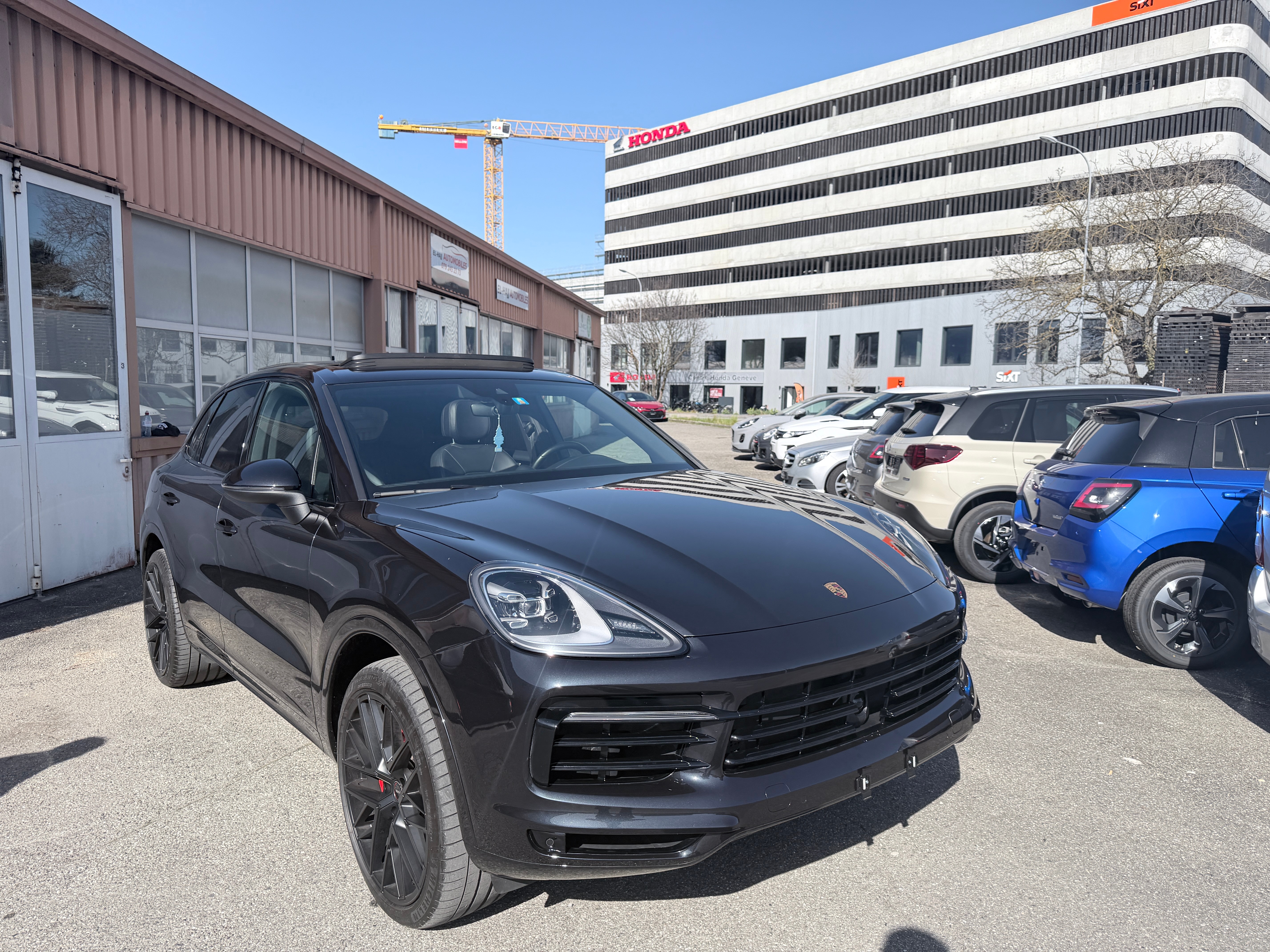 Car photo