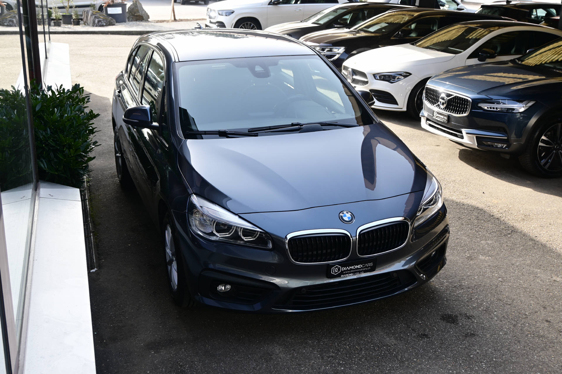BMW 218i Active Tourer *erst 17'222km*-showroom-element-2