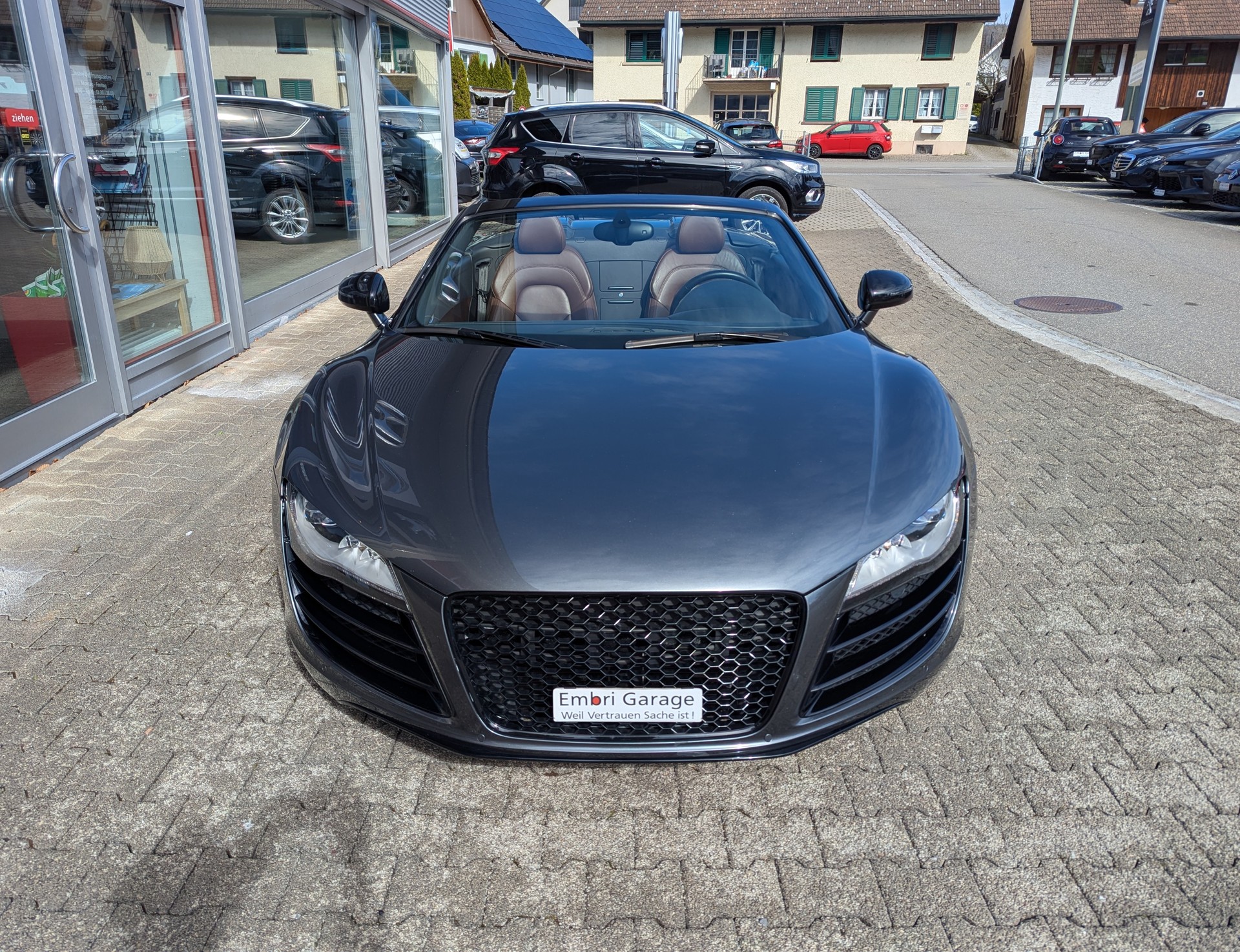 AUDI R8 Spyder 5.2 R-Tronic-image-1