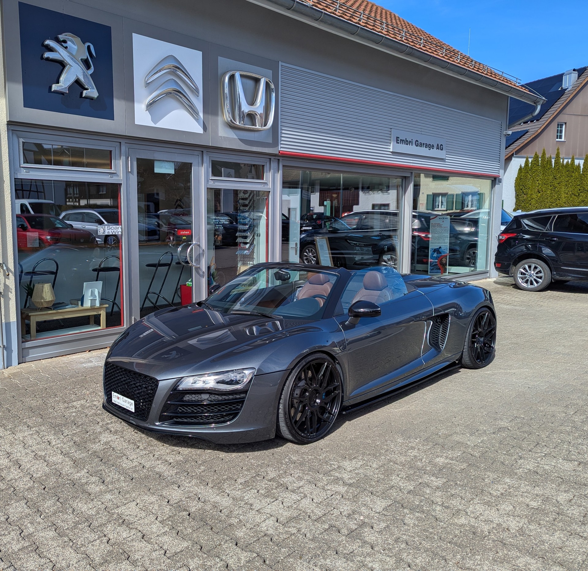 AUDI R8 Spyder 5.2 R-Tronic-image-0