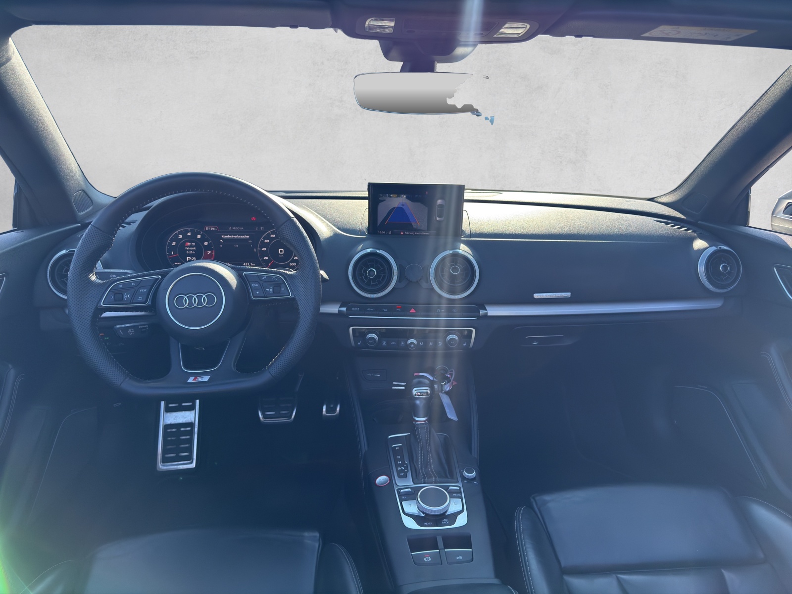 AUDI S3 Cabriolet 2.0 TFSI quattro S-tronic-image-5
