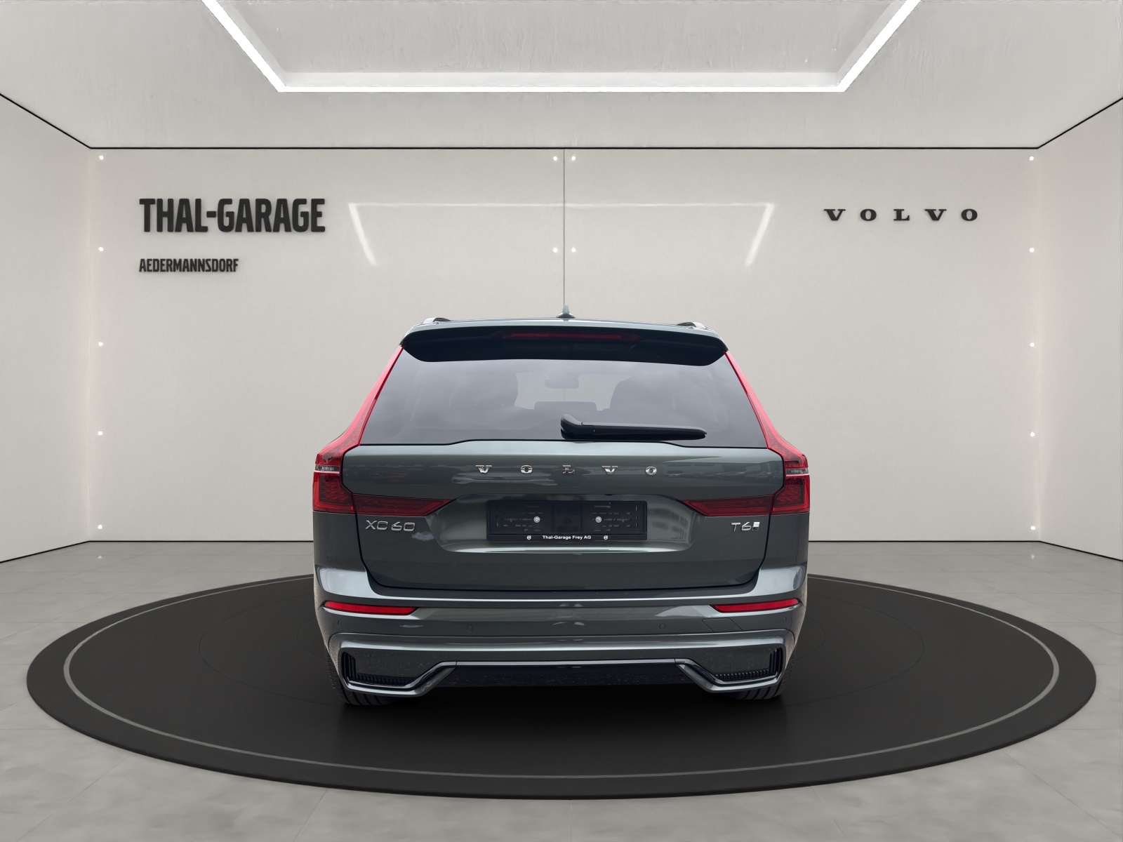 VOLVO XC60 2.0 T6 TE Plus Dark eAWD-image-4