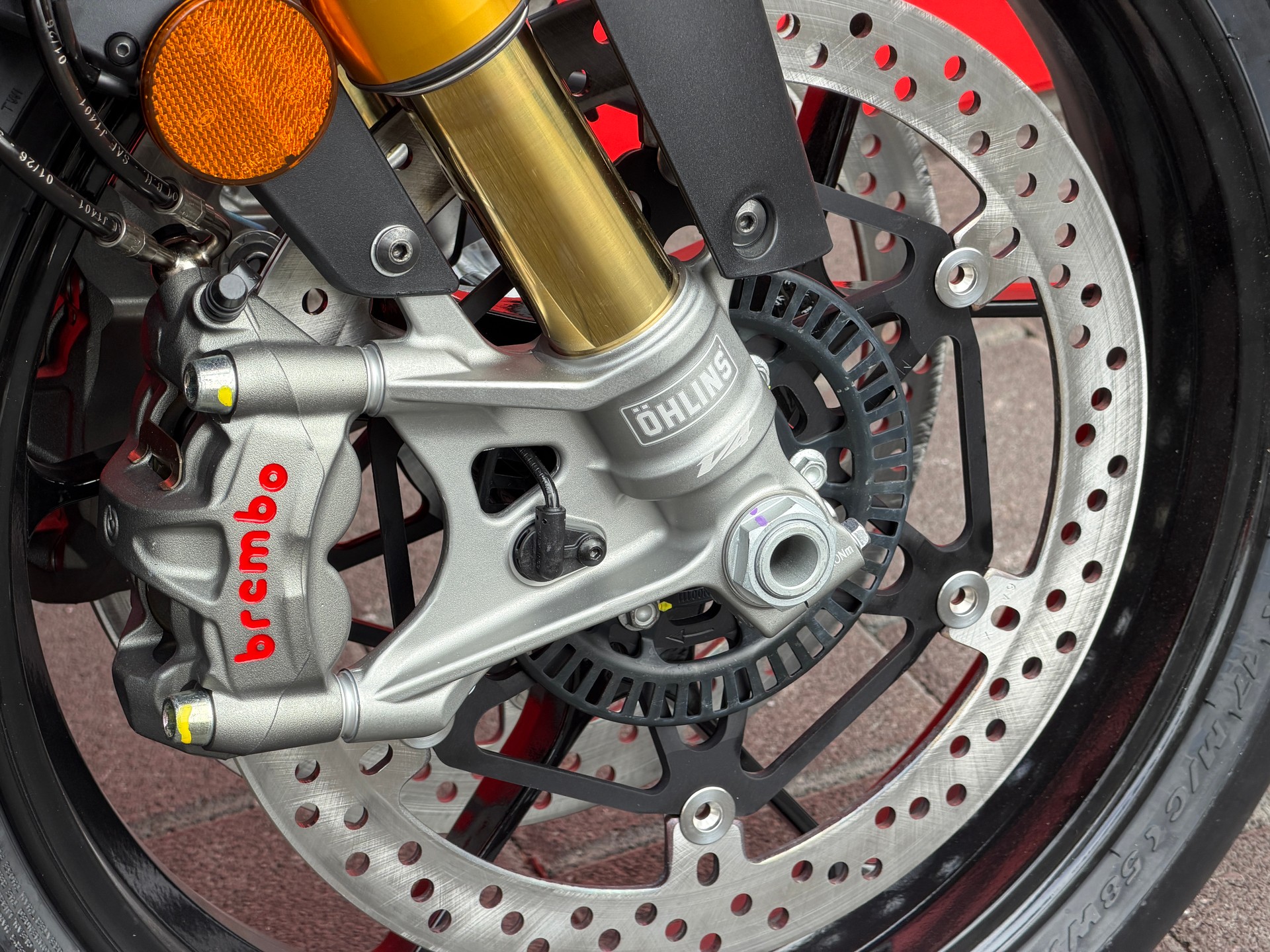 APRILIA Tuono V4 1100 E5+ Factory-image-10