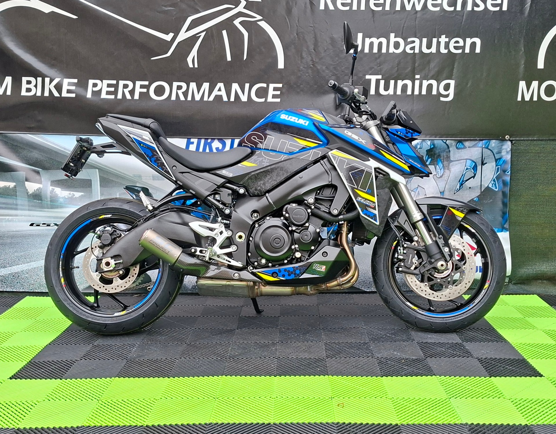 SUZUKI GSX-S 950 Falcon