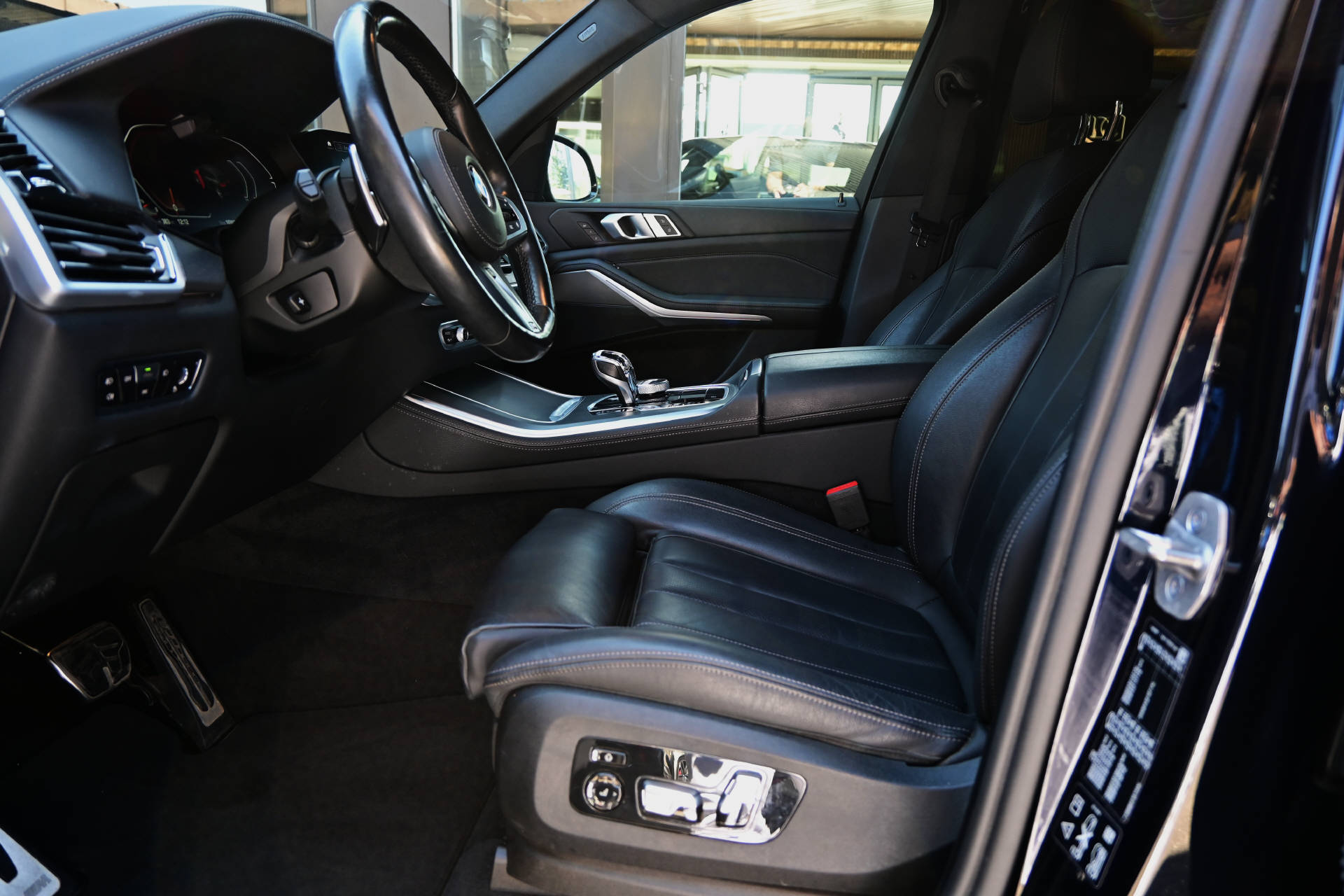 BMW X5 40d xDrive SAG *M-Sport*-image-12