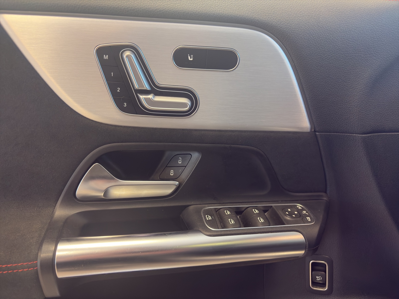 Image MERCEDES-BENZ EQA-250 EQA 250 AMG Line AMG Line