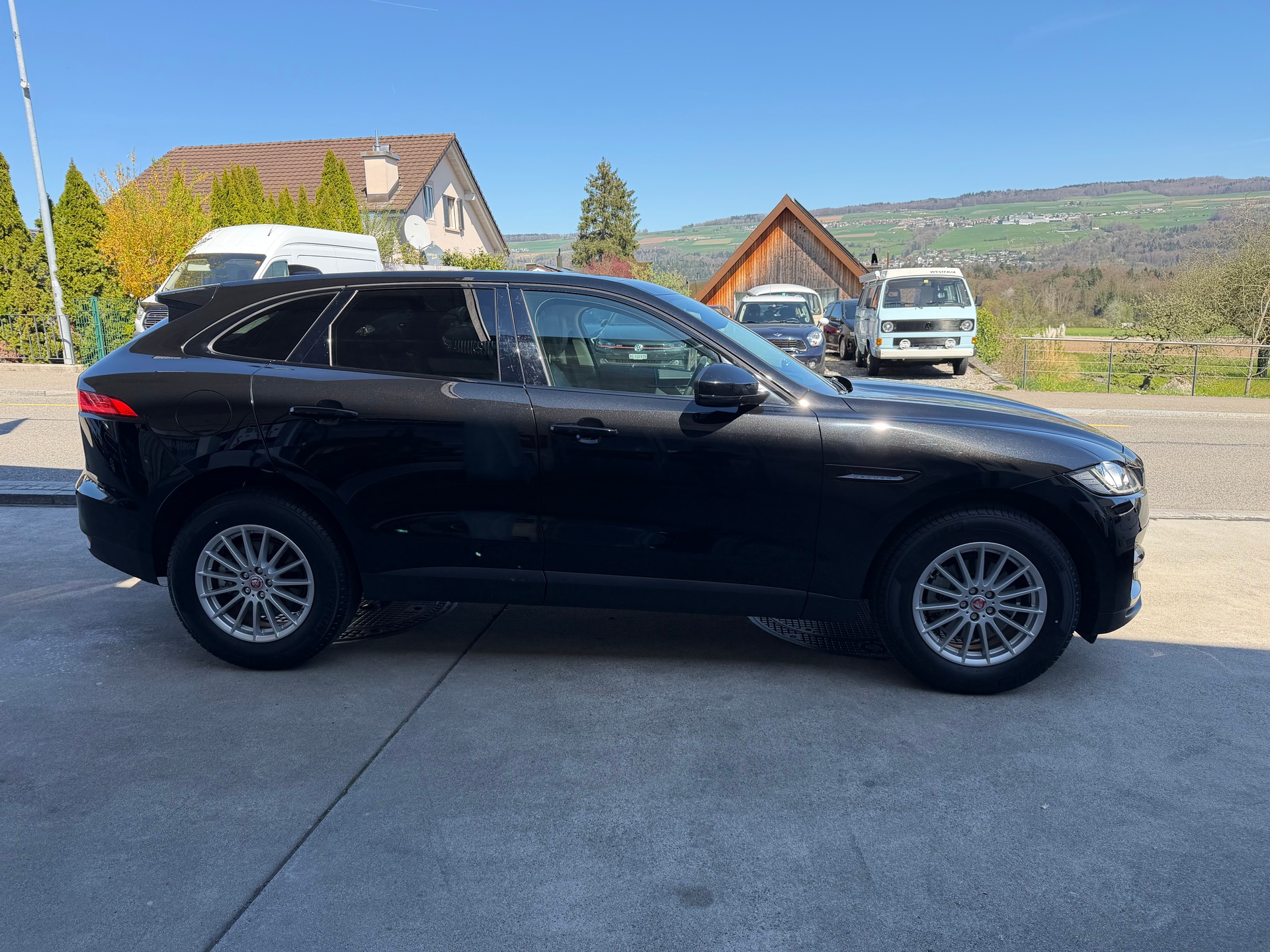 JAGUAR F-Pace 2.0d Prestige Automatik-image-2