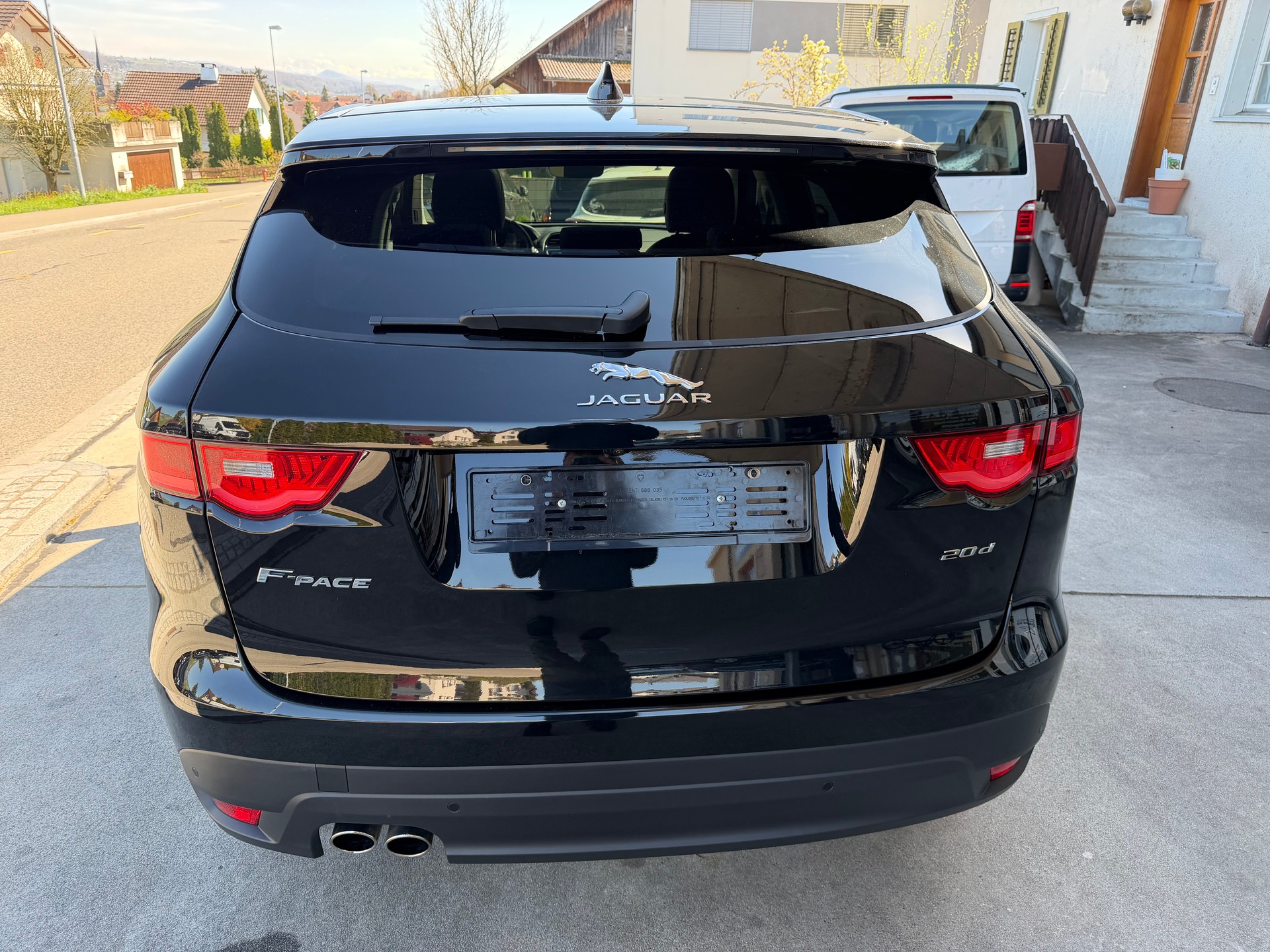 JAGUAR F-Pace 2.0d Prestige Automatik-image-6