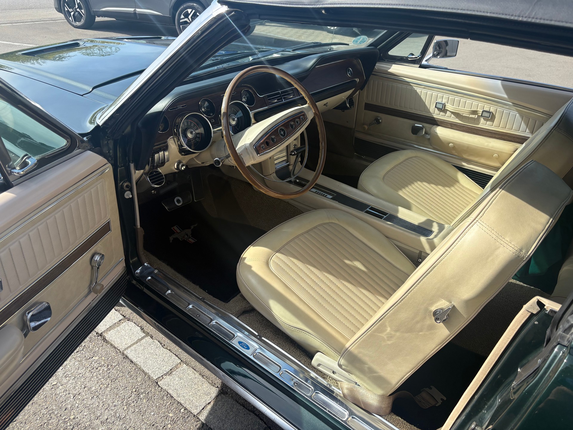 FORD Convertible 390 S-Code-image-7