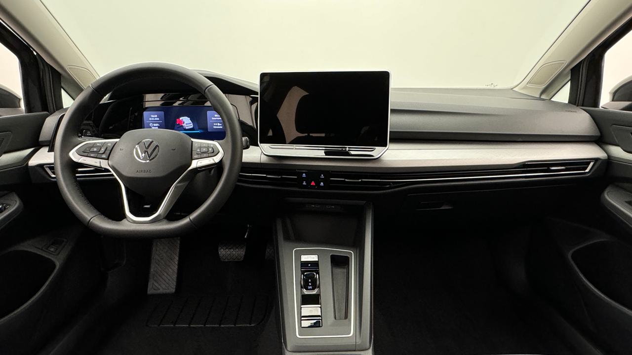 VW Golf VIII 1.5 TSI PHEV Limited-image-5