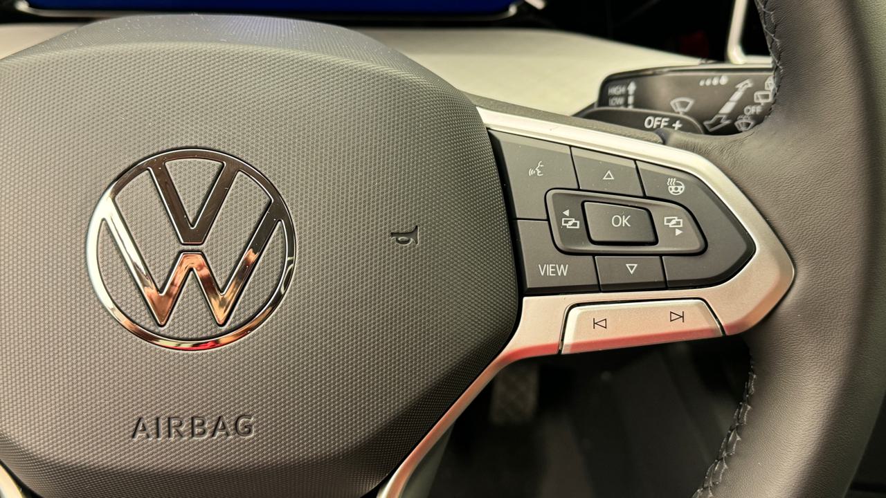 VW Golf VIII 1.5 TSI PHEV Limited-image-9
