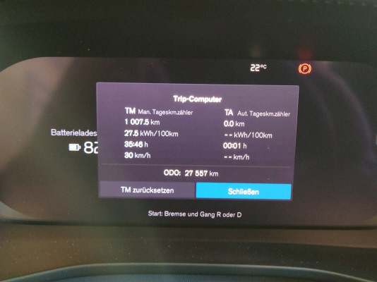 VOLVO XC40 P8 AWD Elec Pro-image-11
