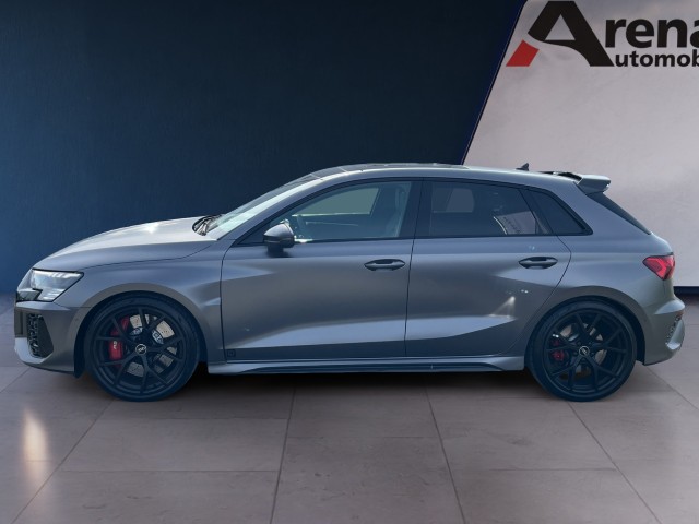 AUDI RS3 Sportback 2.5 TSI quattro S-tronic-showroom-element-1