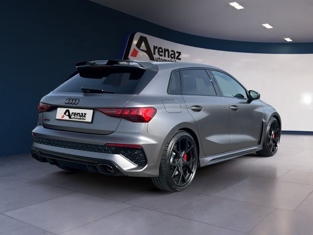 AUDI RS3 Sportback 2.5 TSI quattro S-tronic-image-4
