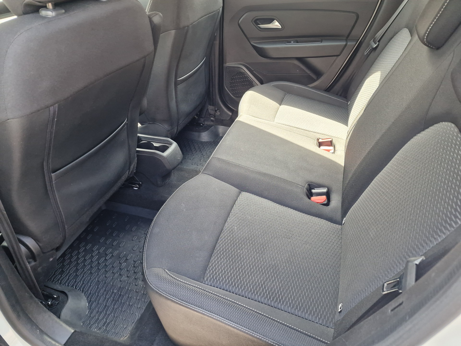 DACIA Duster TCe 125 Comfort 4x4-image-10