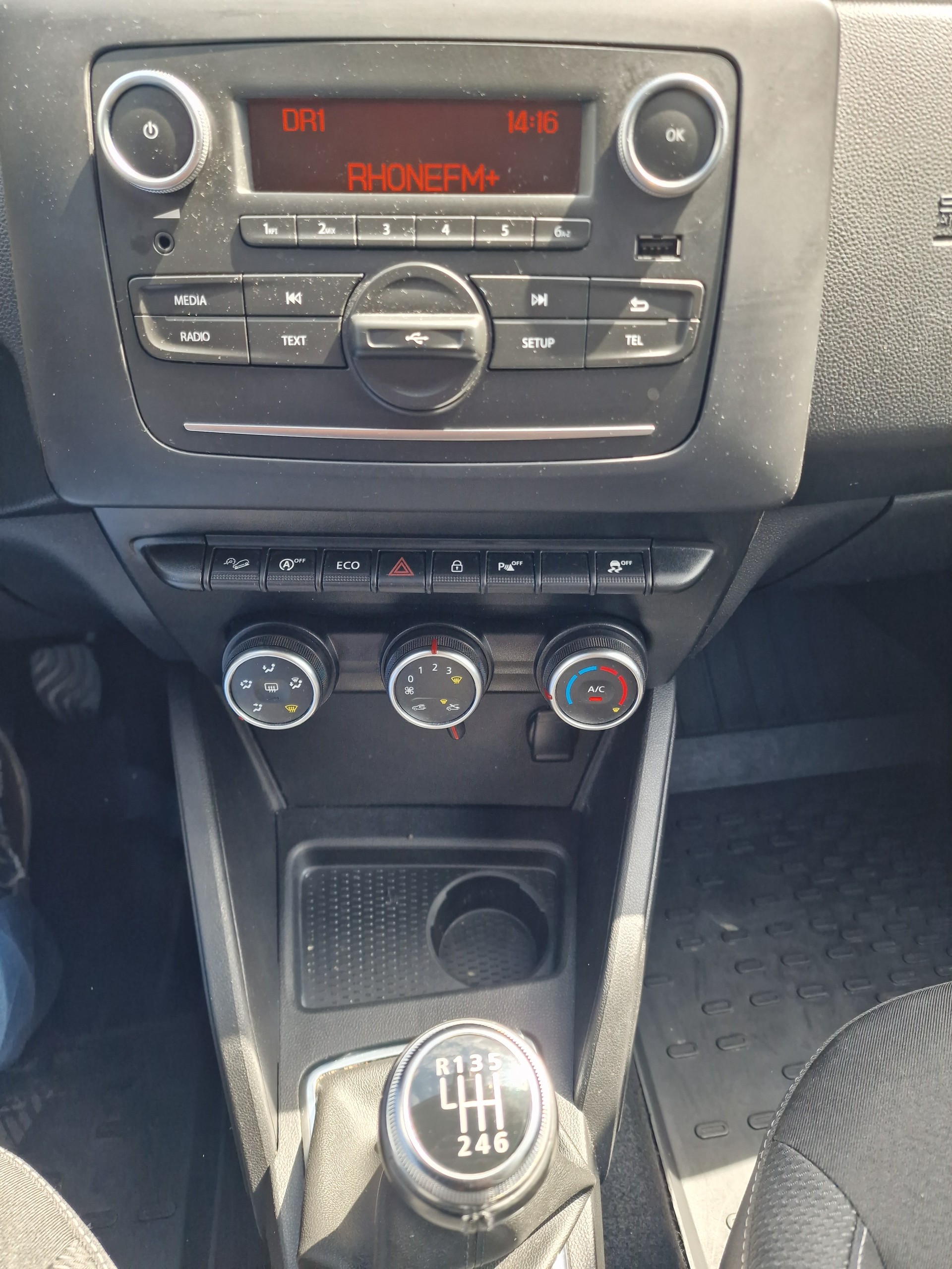 DACIA Duster TCe 125 Comfort 4x4-image-7