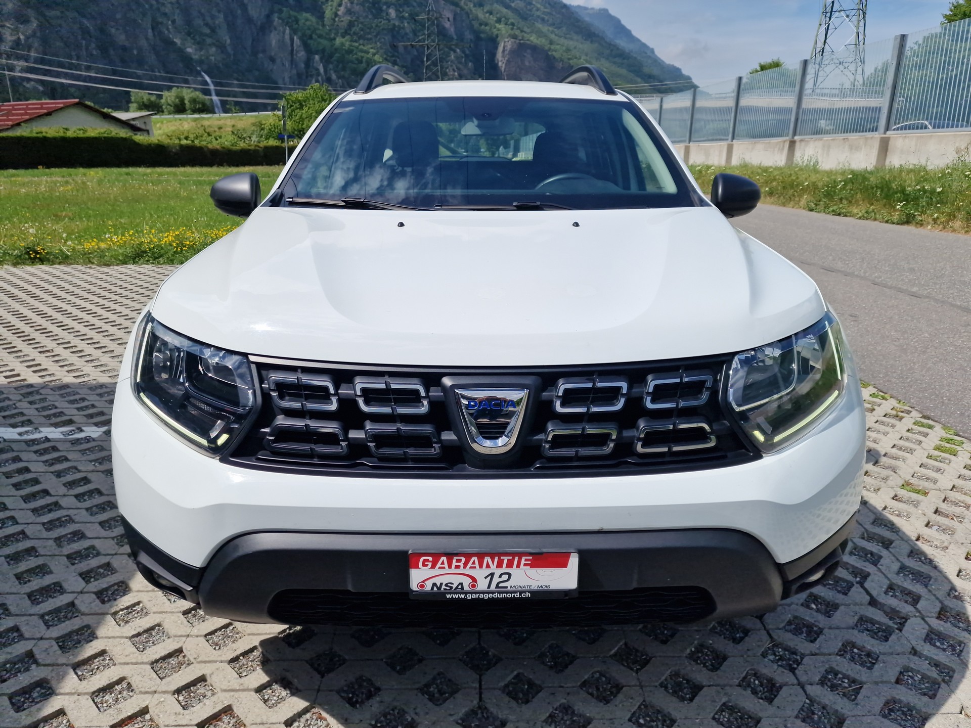 DACIA Duster TCe 125 Comfort 4x4-image-0
