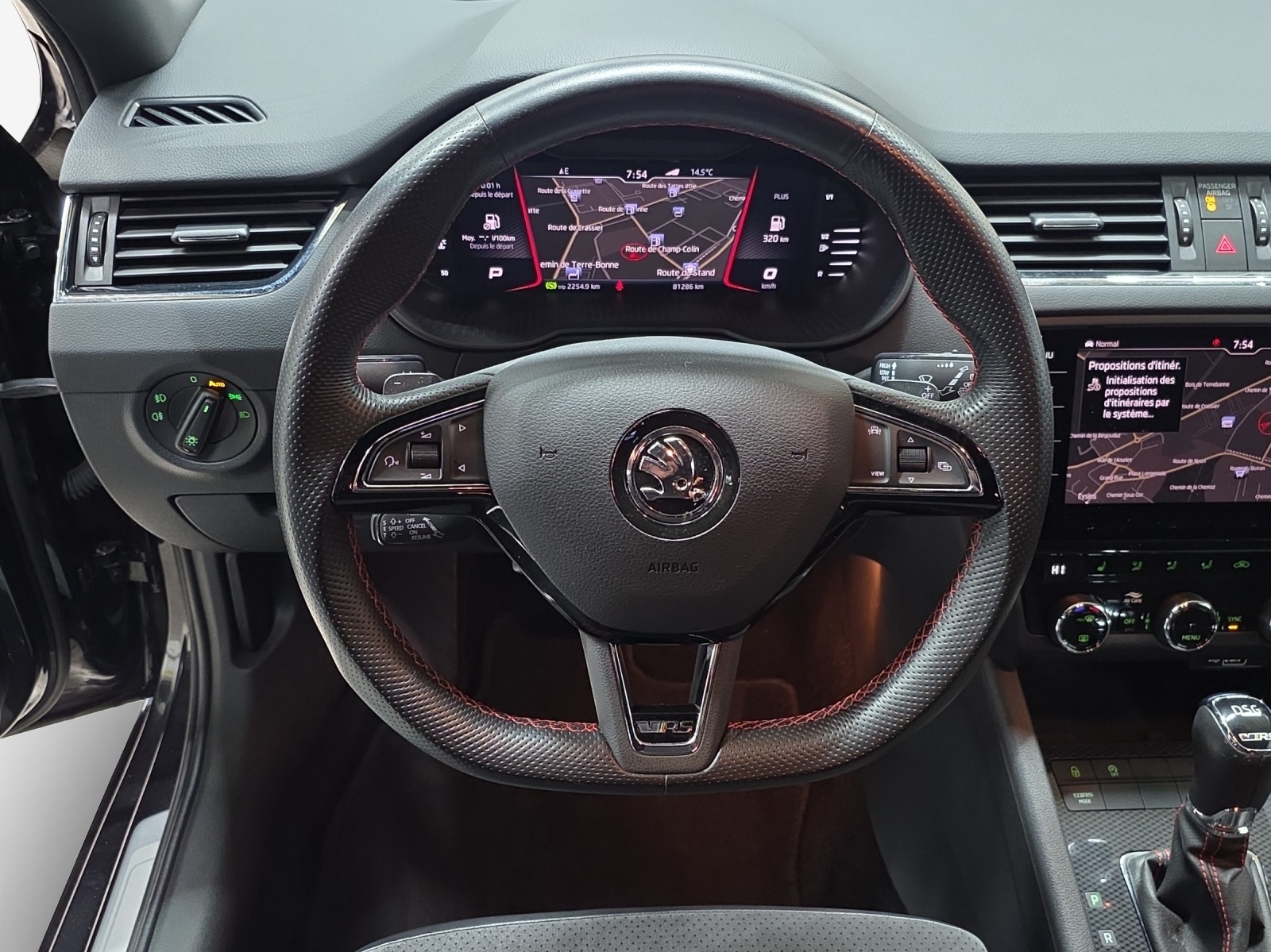 SKODA Octavia Combi 2.0 TSI RS DSG-image-9