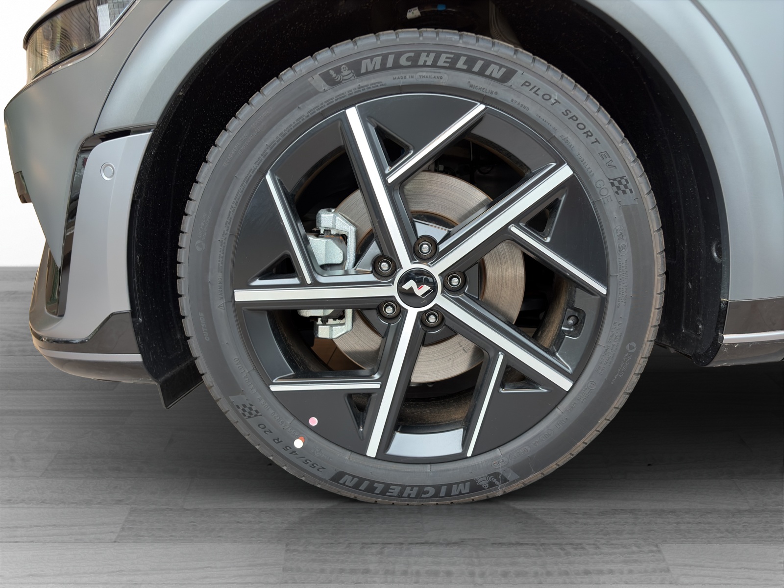 HYUNDAI Ioniq 5 N Line 84kWh 4WD-image-12