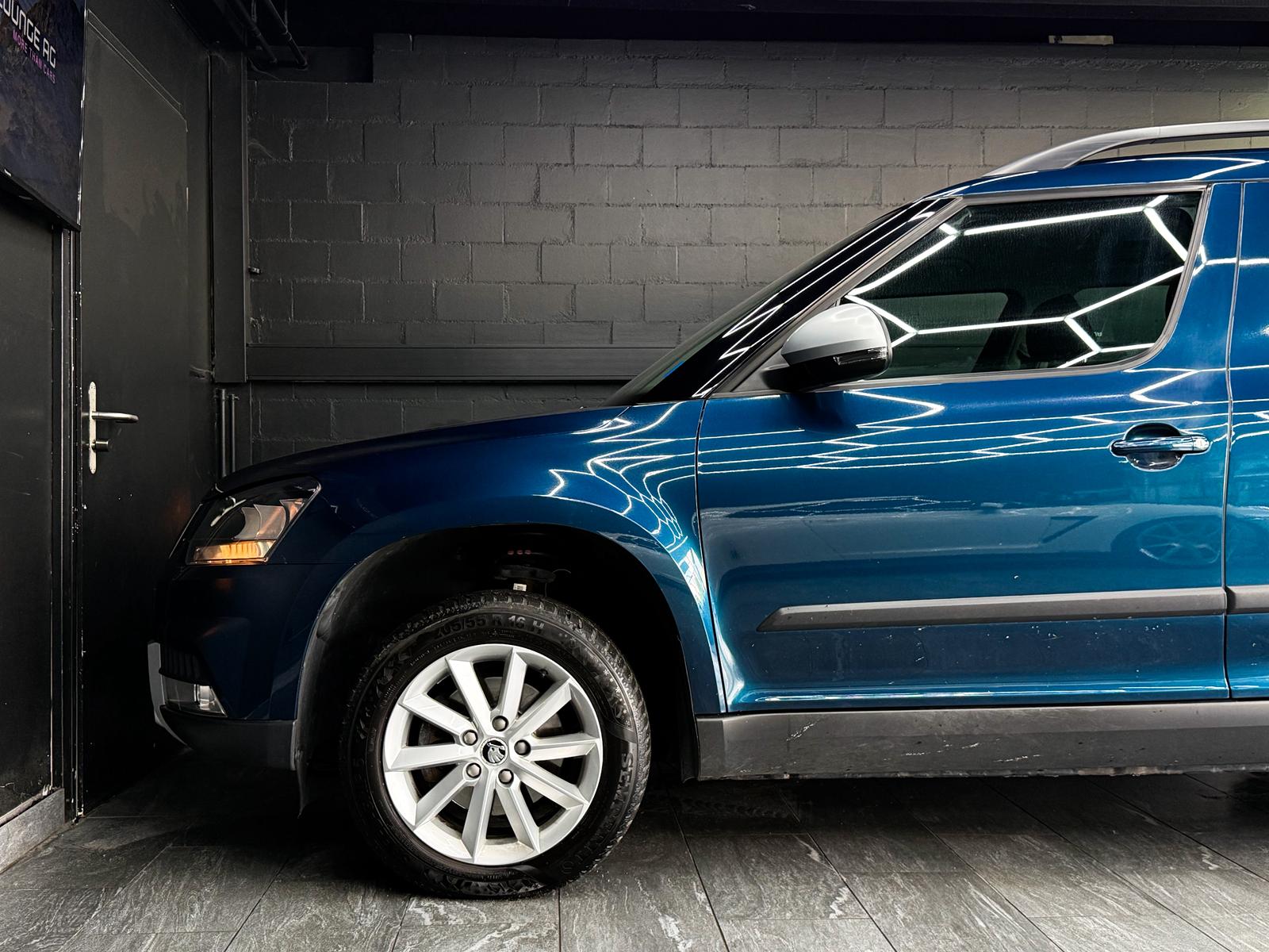 SKODA Yeti 2.0 TDI Style 4x4 DSG-image-5