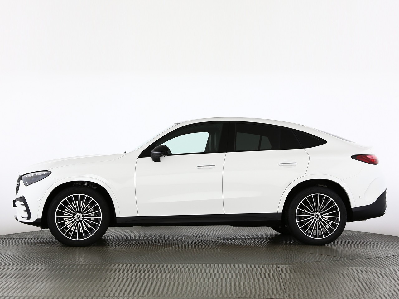 MERCEDES-BENZ GLC Coupé 200 4Matic 9G-Tronic-showroom-element-2