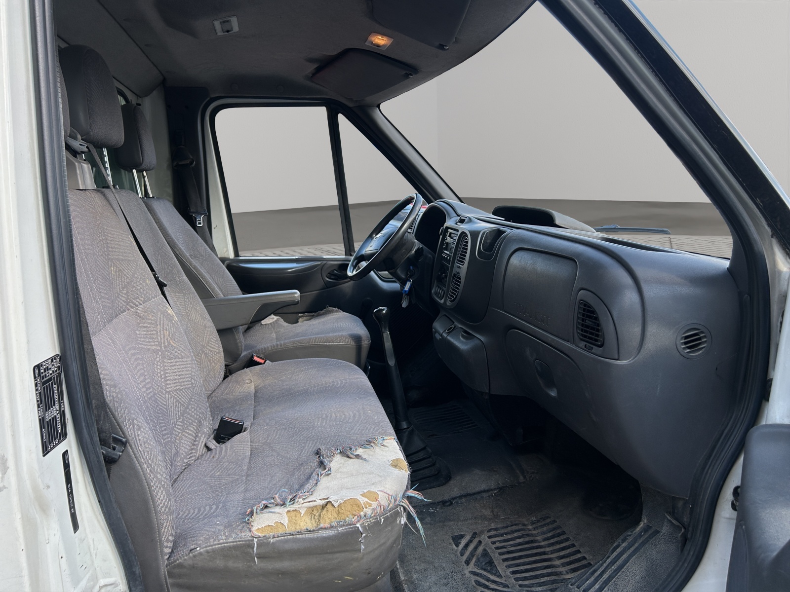 FORD Transit 2.0TD 300 S-image-10