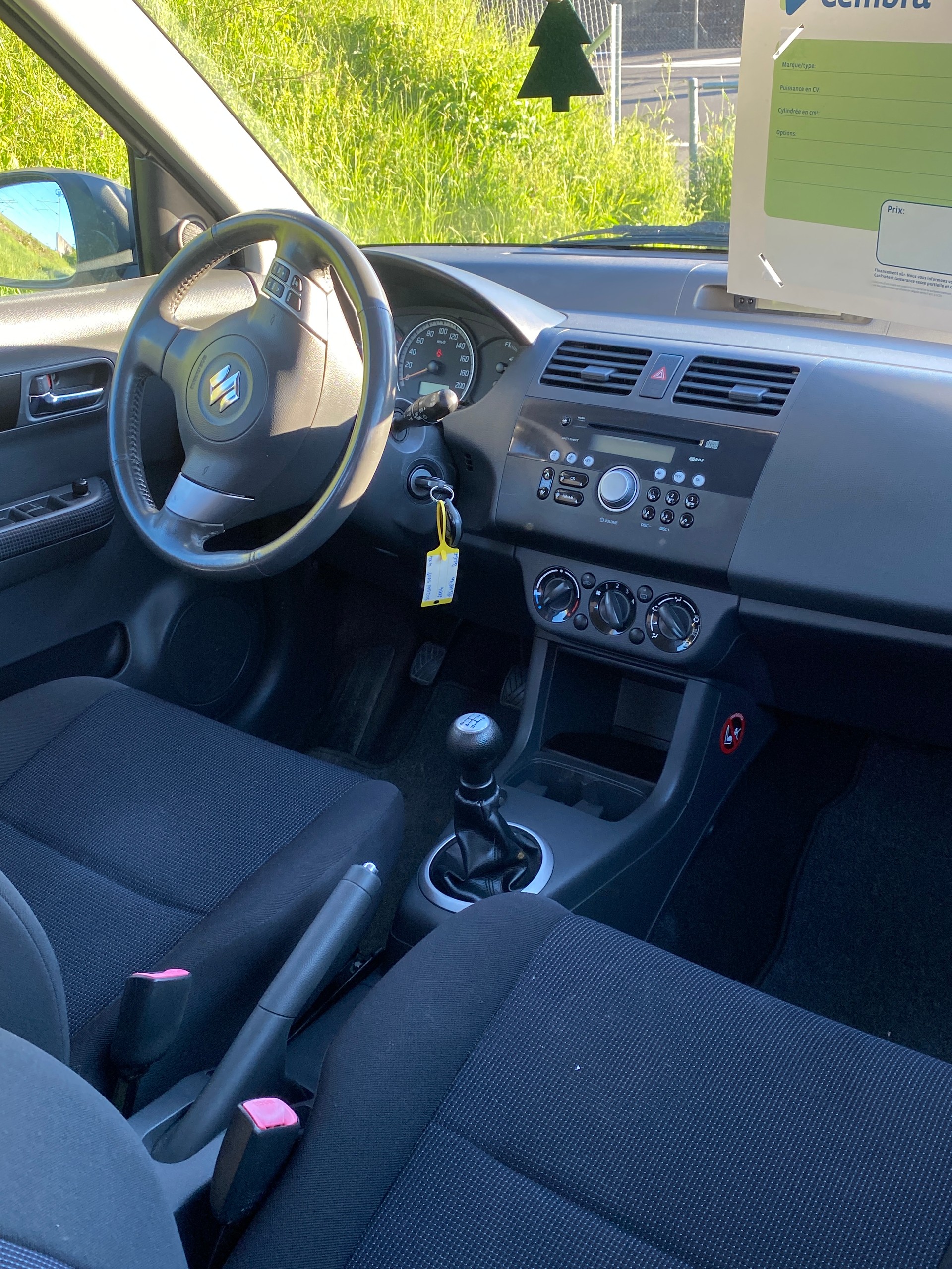 SUZUKI Swift 1.3i 16V GL 4x4-image-7