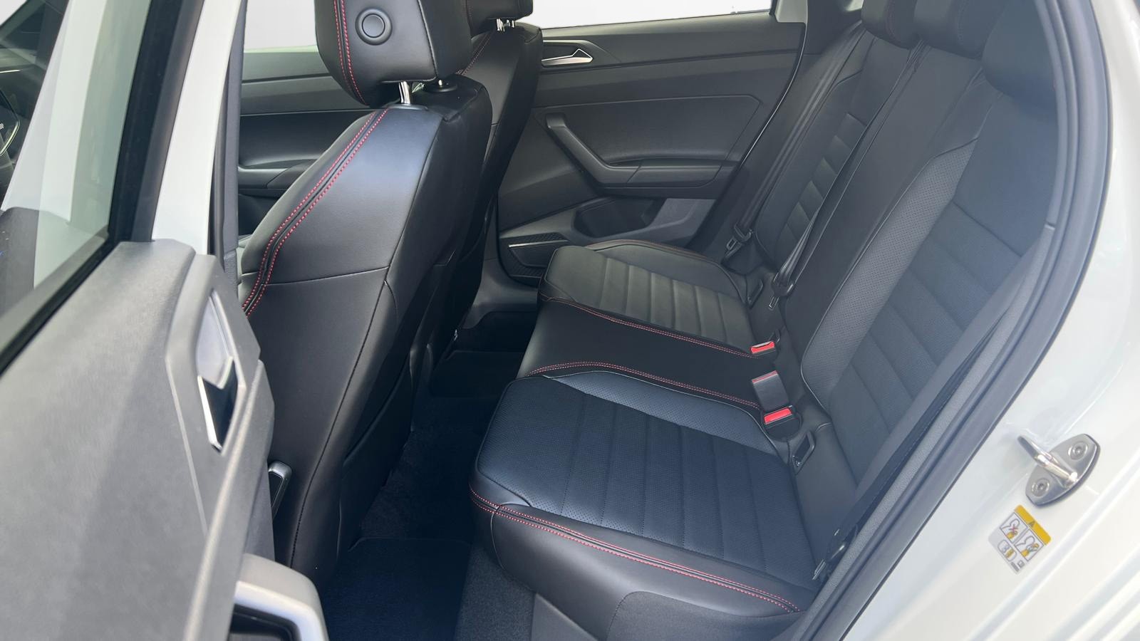 VW Polo GTI 2.0TSI 207PS DSG-image-6