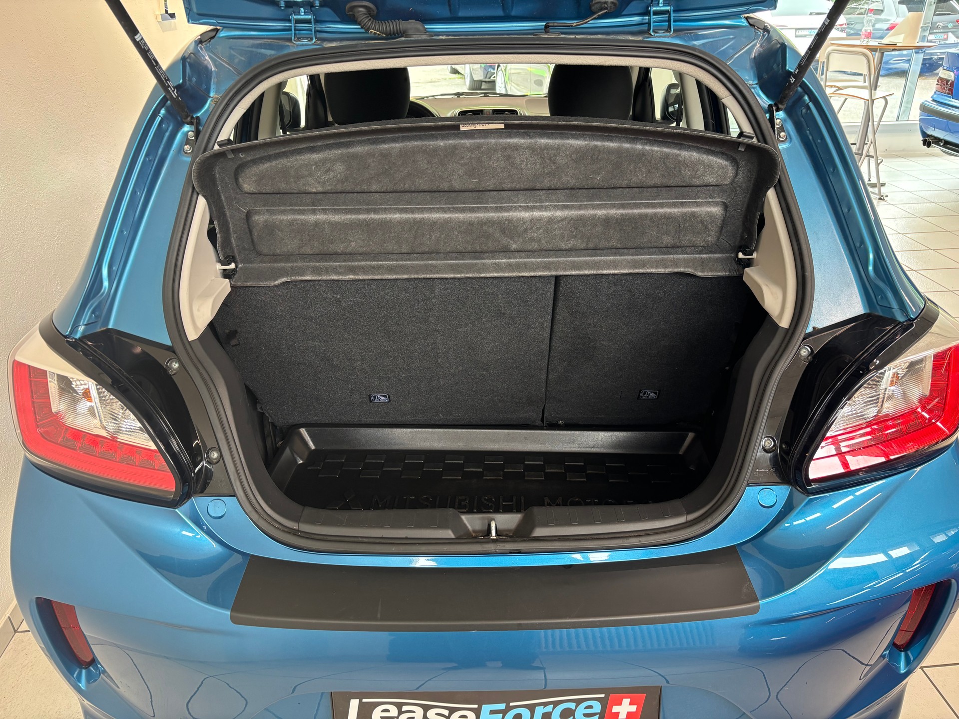 MITSUBISHI Space Star 1.2 CVT Invite-image-7