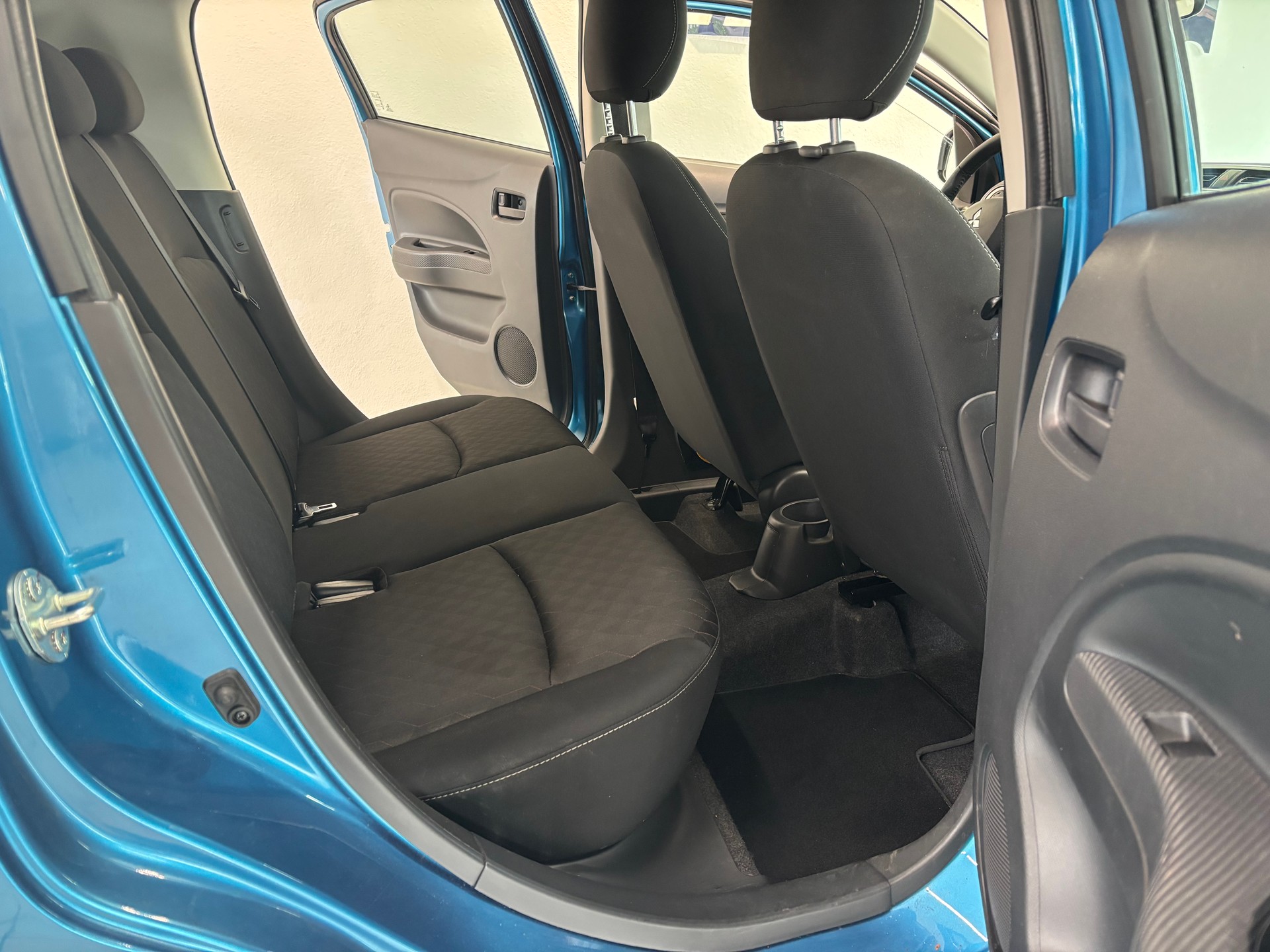 MITSUBISHI Space Star 1.2 CVT Invite-image-5