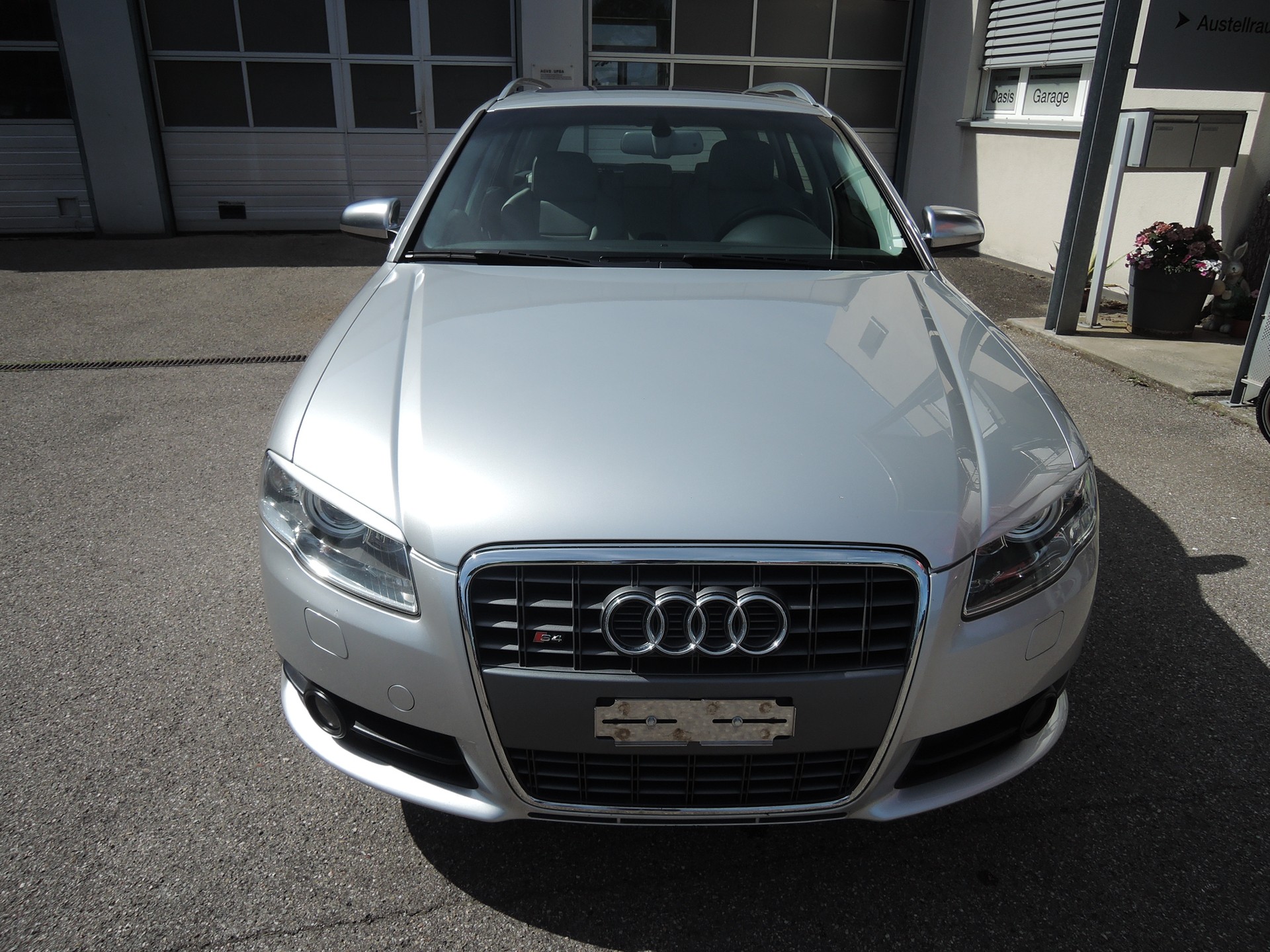 AUDI S4 Avant 4.2 V8 quattro-image-0