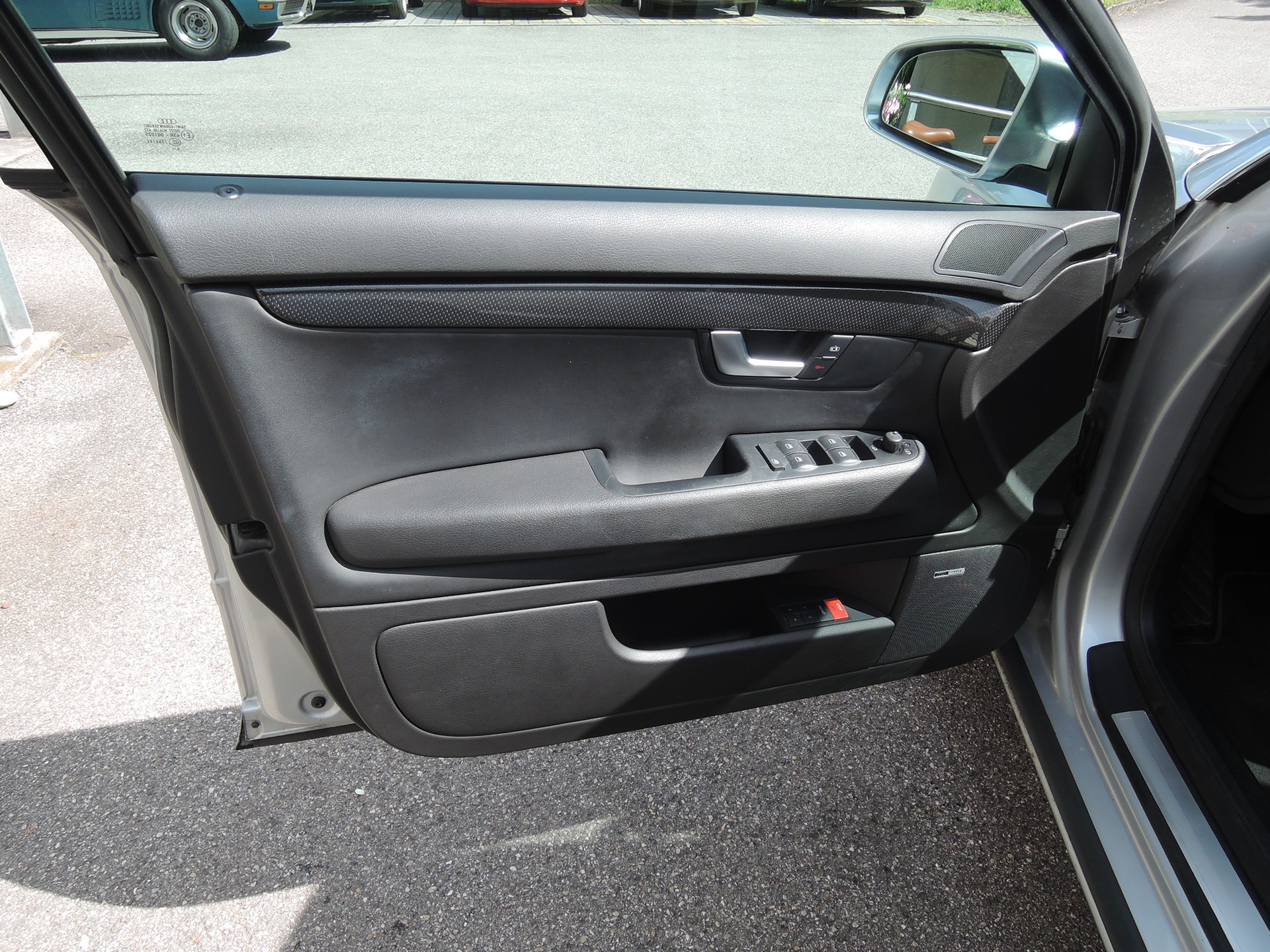 AUDI S4 Avant 4.2 V8 quattro-image-5