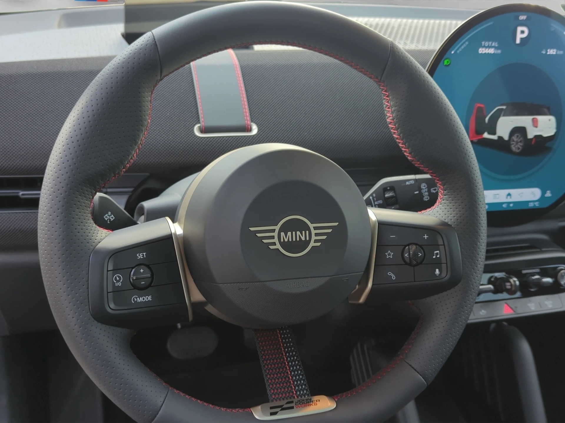 MINI Aceman E-image-14