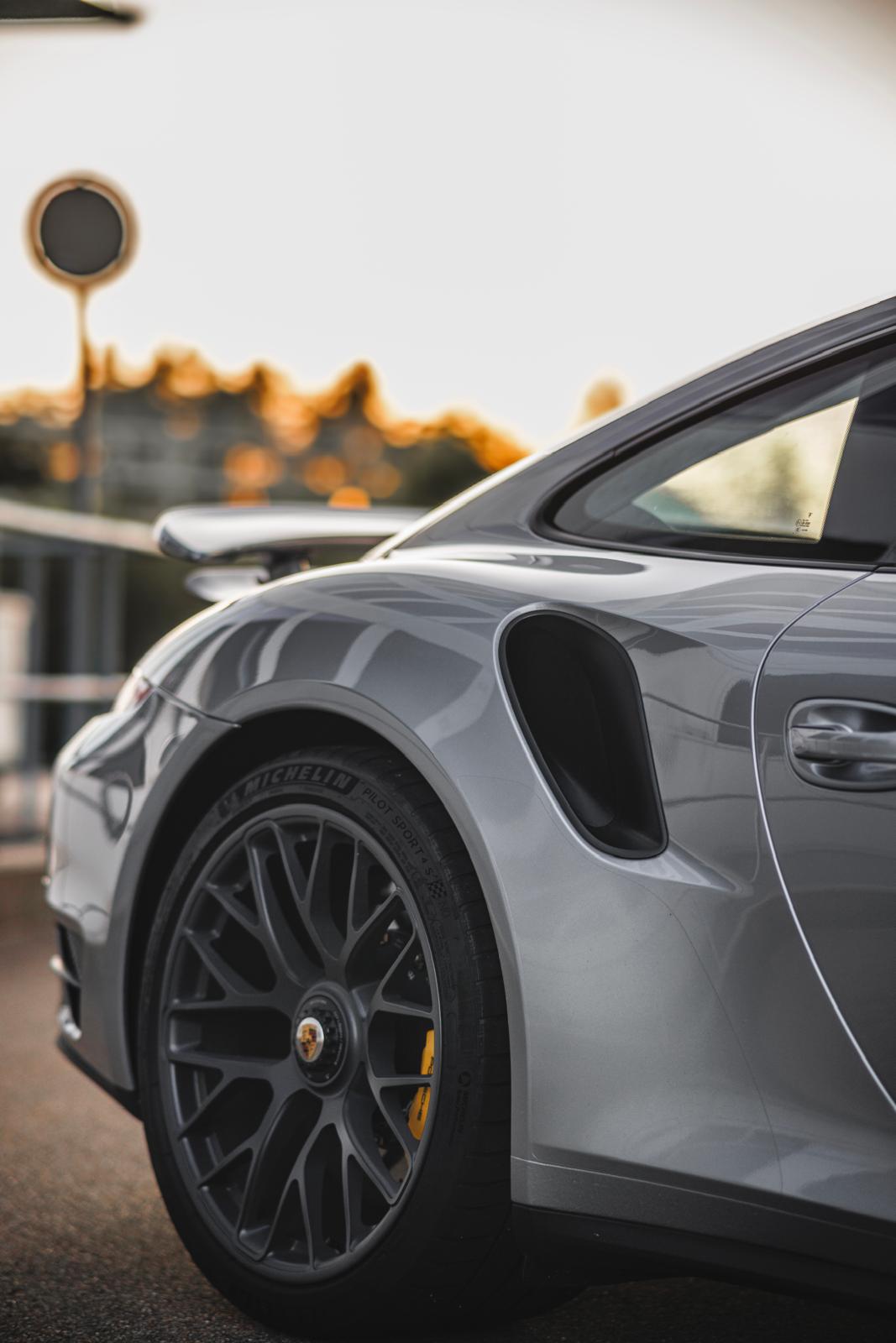 PORSCHE 3.8 Turbo S PDK-image-6