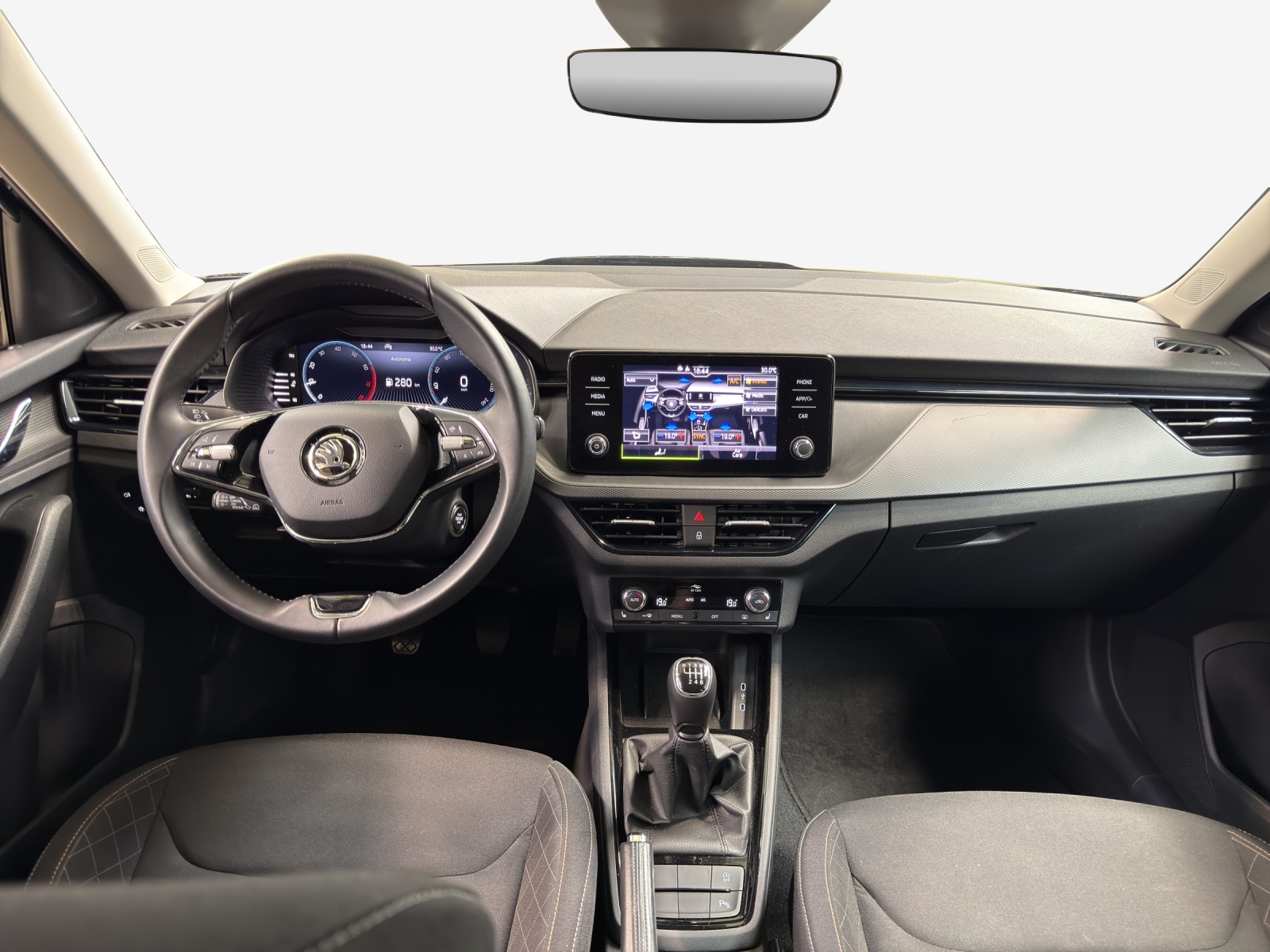 SKODA Kamiq 1.0 TSI Ambition-image-8